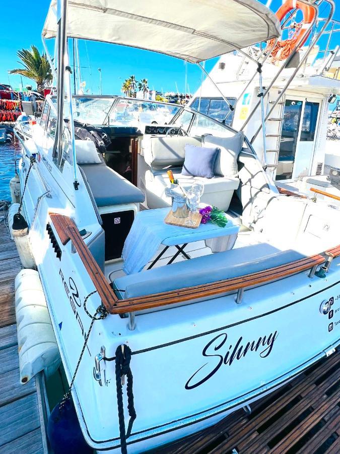 Barco Sihnny - Puerto Colon Hotel Costa Adeje  Eksteriør billede