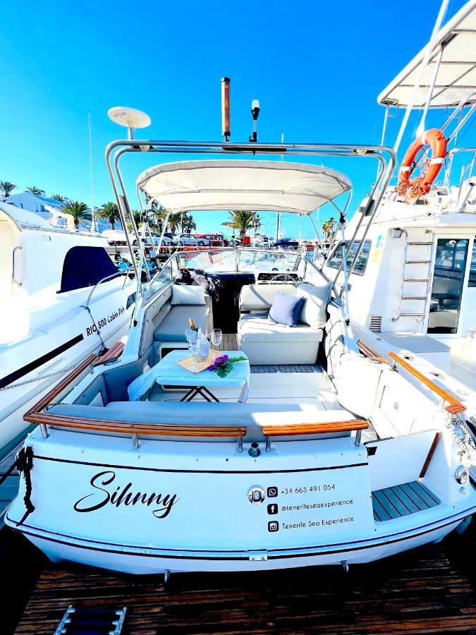 Barco Sihnny - Puerto Colon Hotel Costa Adeje  Eksteriør billede