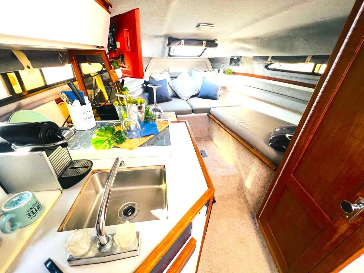 Barco Sihnny - Puerto Colon Hotel Costa Adeje  Eksteriør billede